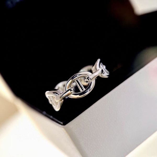

luxury quality s925 silver charm band ring with hollow design have box stamp ps7065a