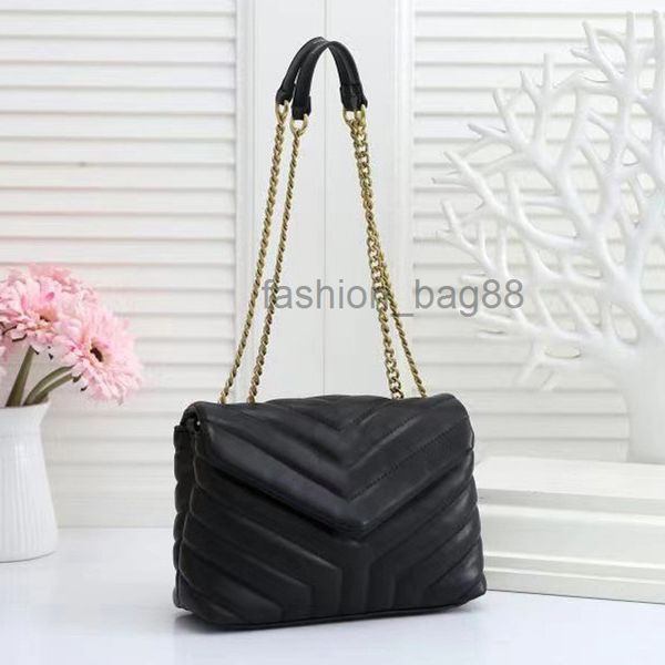 

luxury handbags shoulder bag designer material ladies metal chain bag clamshell messenger bags color hardware 2023