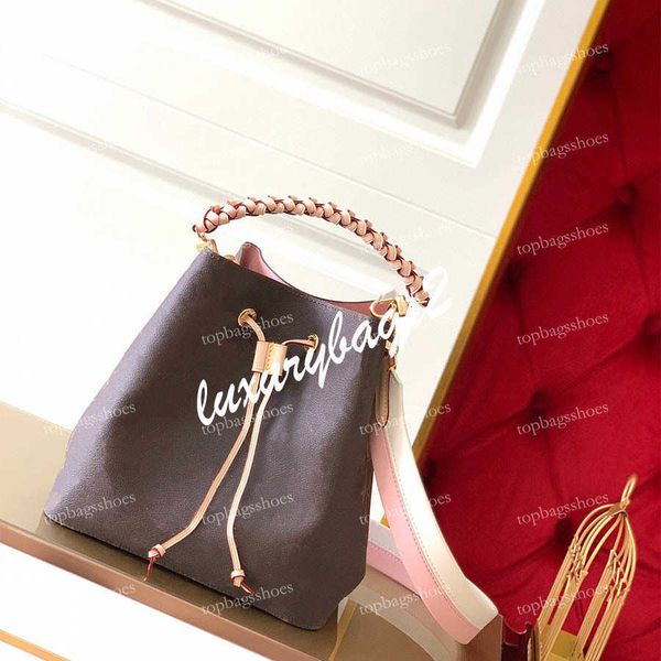 

luxury designer 2023 women handbag shoulder clutch bag totes flower letter handle bags ladies mommy fashion cross body handbags