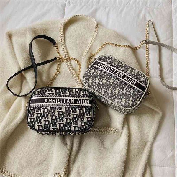 

shoulder bags 80% off urban simple chain canvas small square