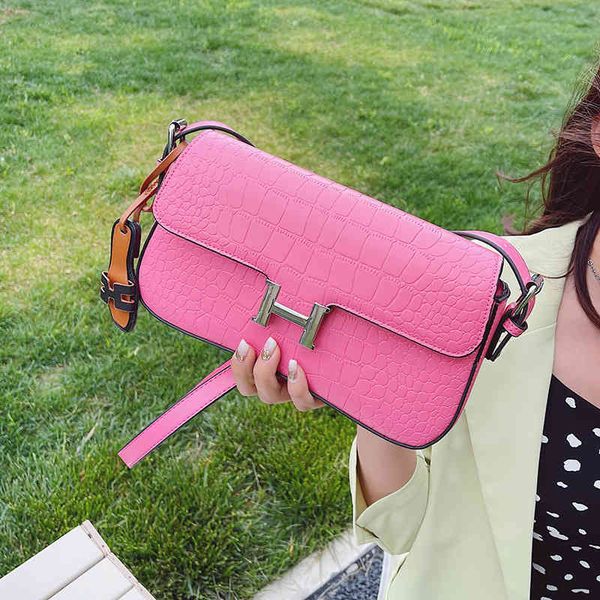 

messenger bags 2022 new style one shoulder cross slung western temperament women's bag fashionable and simple version girls hand-held u