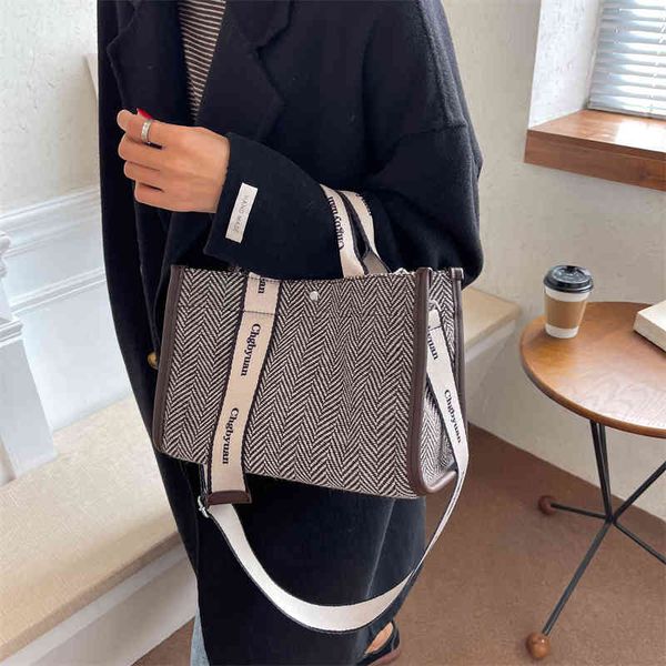 

messenger bags chessboard getuote bag version new style atmospheric simple handbag trend wide shoulder strap sling shoulder handbags