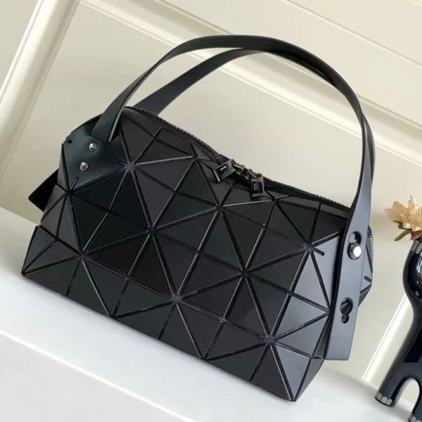 

designer boston dumpling bag retro frosted plaid ladies new armpit bag fashion large capacity multifunctional handbag