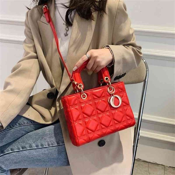 

fashion handbags women's bag lingge small handbag popular new chain portable princess net red single shoulder messenger purse evening