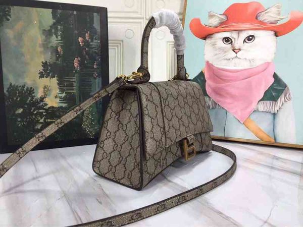 

stuff sacks family cowhide women's bag new sling shoulder diagonal hand hourglass fashionable small square medium letter horizontal sty