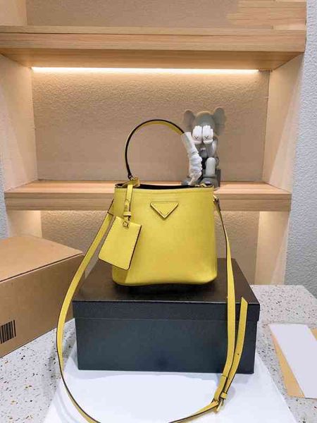 

designer luxury prade bags for womens pink strap crossbody handbags vintage pravda totes bag hoho purses shoulder pada mens multicolour nylo