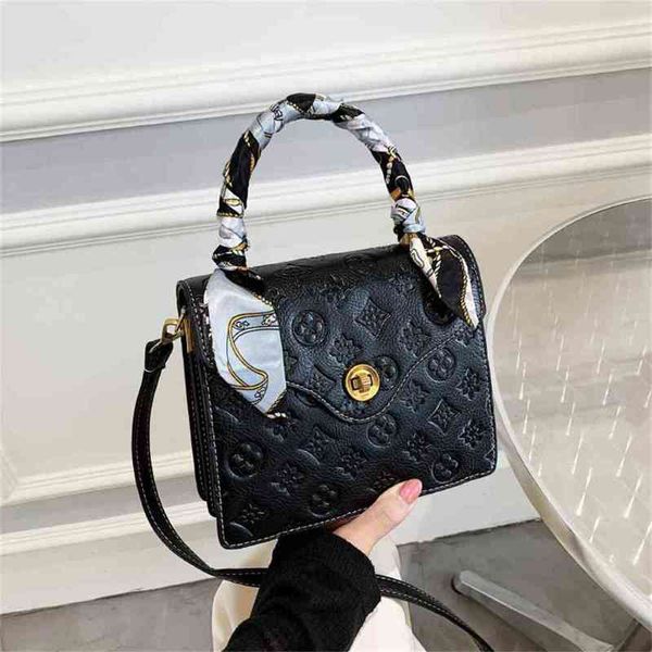 

fashion handbag bag bag embossed portable small square texture shoulder belt sin