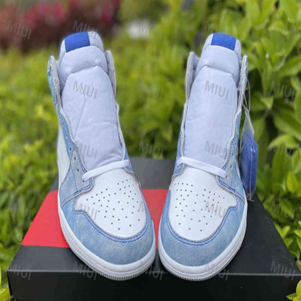 

hyper royal shoes university blue dark mocha 1 high miui men basketball obsidian chicago sports sneakers turbo green white bio hack bla169r