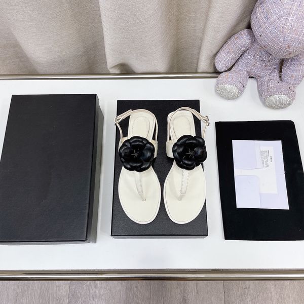

2022 new designer slippers camellia elegant and versatile summer sandals niche euro 34-40 us 4-9, Black