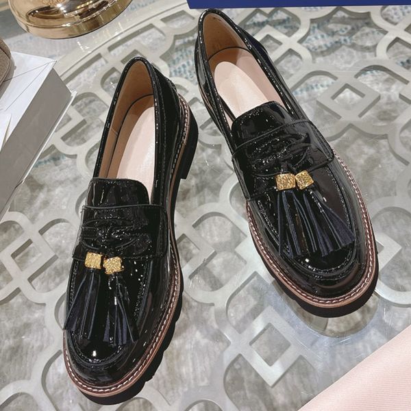

popular womens loafer shoes this shoe uses bright leather to highlight the nobility of shoes classic simple atmosphere versatile well known, Black