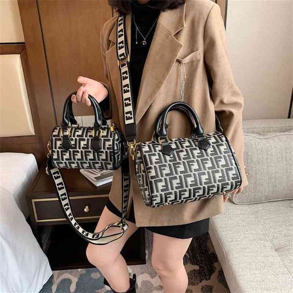 

shoulder bags 80% off bags for trend printed boston slant cross portable