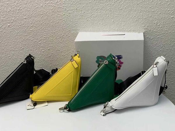 

totes fashion triangle woman luxurys men designer bags lady womens crossbody tote hobo shoulder purses handbags prad wallet
