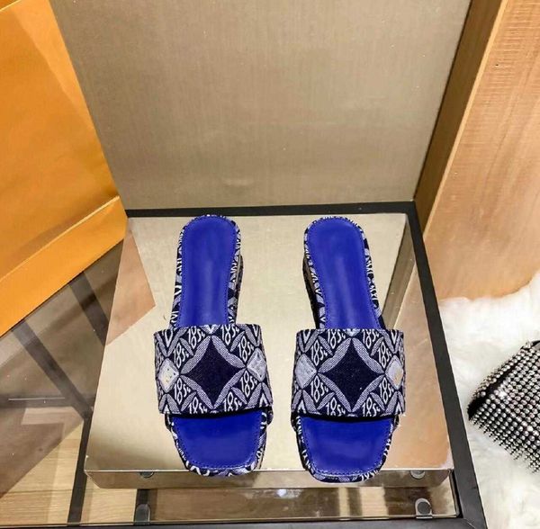 

embroidery slippers fashion woman leisure sandals flat bottom beach shoes womens luxury flip-flops fashion slipper designer shoe with origin, Black
