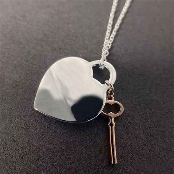 

pendant necklace luxury designer necklace gift classic heart womens mens fashion gold silver luxurys designer jewelry2845