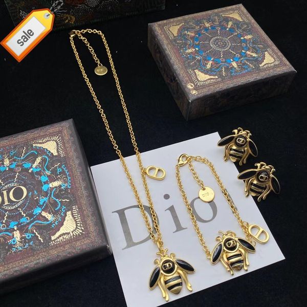 

luxury designer necklaces for women dijia /d new bee star heart cd letter pig nose necklace bracelet female classic earrings, Silver