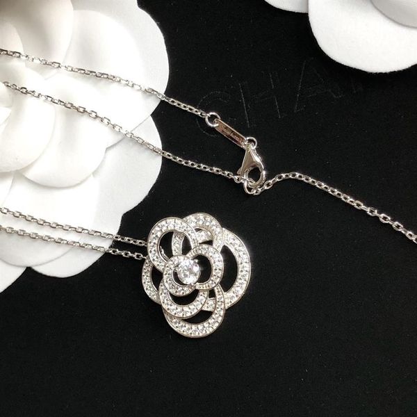 

luxury jewelry necklace camelia pendants diamond sweater 925 sterling silver rhodium plated designer thin chain women necklaces fa2581