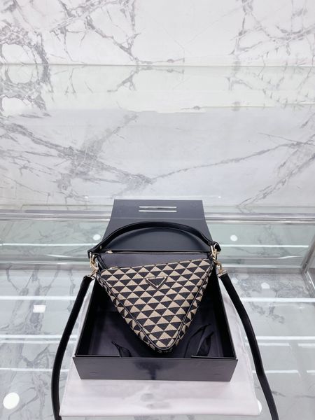 

pradity cleo hobo bag pra das triangle bag famous brand shoulder bags purse women's luxury messenger bag wallet handbag lightweight and