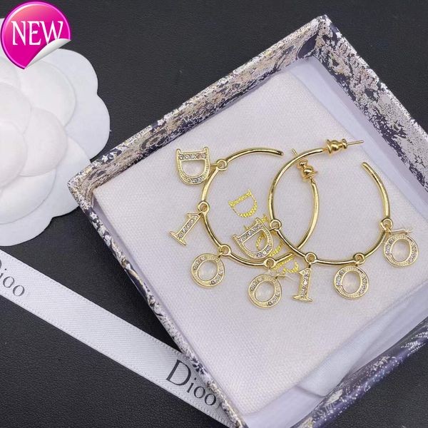 

luxury brand design earrings d family gold cd letter diamond earrings 2022 new net red star same female, Golden;silver