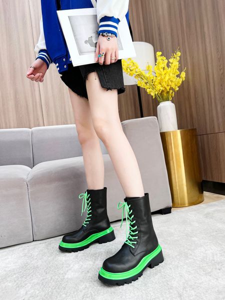 

2023 fashion women's designer boots with purse pocket bandage thick soled cool martin boots black eu35-41 0829