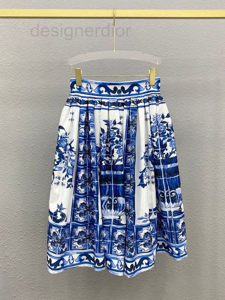 

skirts designer blue and white porcelain print skirt holiday style elegant versatile high waist a-shaped pleated long new in early autumn of, Black