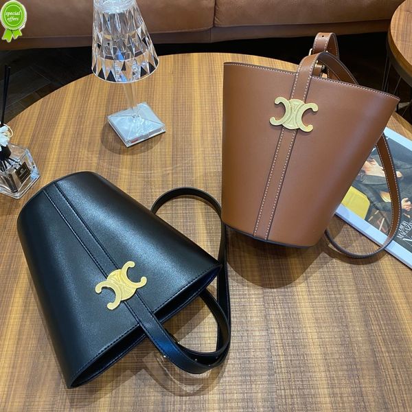

designer clutch bag purses ladies handbags 2022 autumn new triumphal portable one shoulder bucket hand rubbed leather