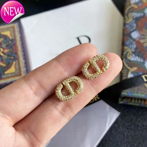 

luxury brand design earrings 2022 new d family light medieval full diamond cd letter small female brass 925 silver needle earrings, Golden;silver