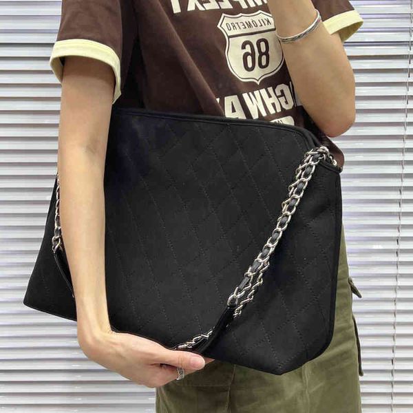 

cc bag shopping s 22ss fall/winter womens vintage black classic nubuck calfskin quilted plaid silver metal hardware chain crossbody l