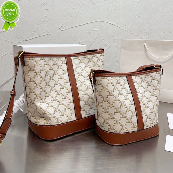 

designer clutch bag evening clutches luxury handbags 2022 spring catwalk triumphal arch bucket single shoulder diagonal