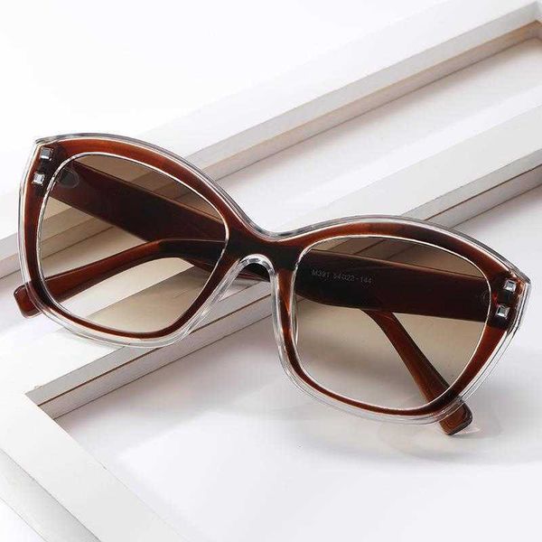 

2022 personalized box sunglasses women s fashion uv resistant men s, White;black