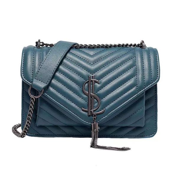 

2022 xiaoxiangfeng new one-shoulder messenger bag fashion small square bag messenger chain embroidery thread handbag