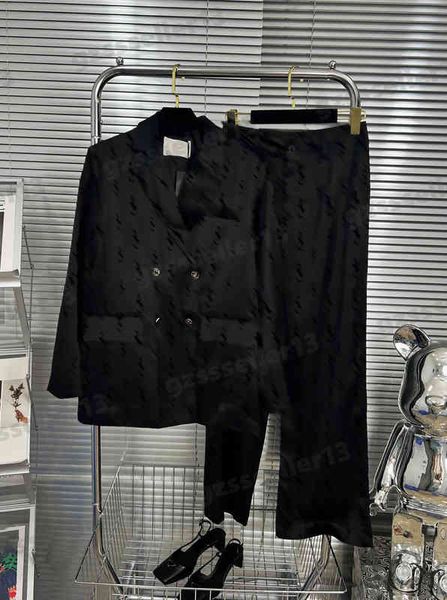 

womens two pieces pants designer velvet letter logo blazer two-piece sets luxury full-body pattern embellished lapel jacket and pants suit, White