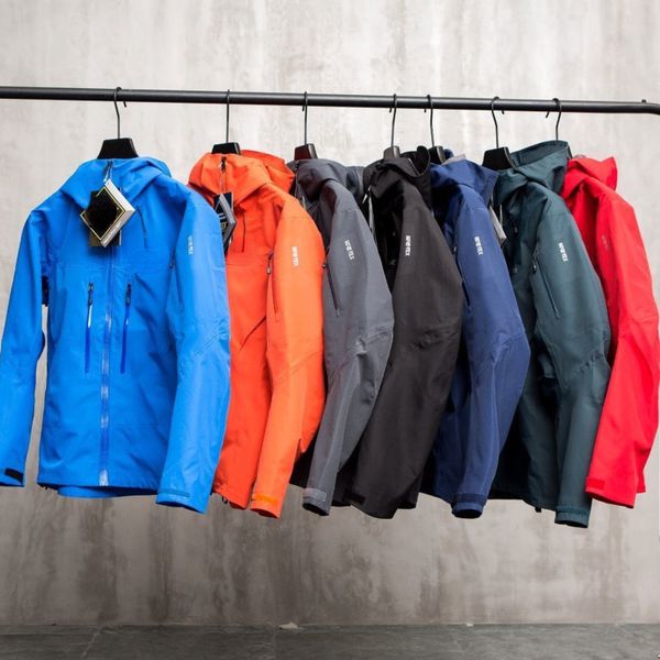 

arc outdoor mens jacket winter soft shell hooded jackets 3 in 1 windproof waterproof zipper coat men women hoodie, Black;brown