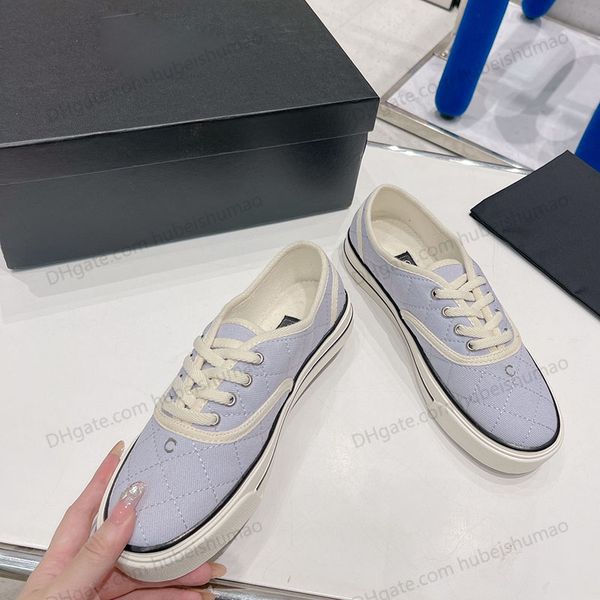 

designer womens skate shoes canvas low sneaker lace-up classic athletic flat matelasse quilted casual shoes breathable black whit outdoor tr