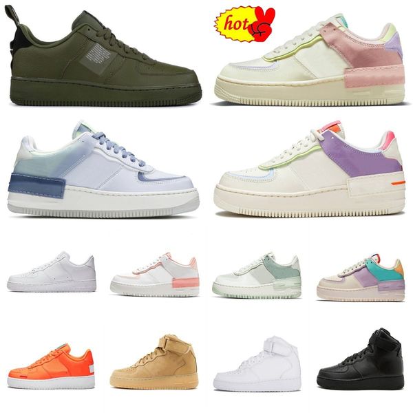 

2023 boots casual shoes mens running casual shoes sneakers og classic triple white low shadow utility black wheat pistachio frost men women