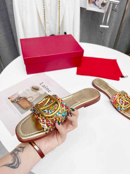 

sandals 2022 women's classic slingback pump sandal woven small metallic nappa strips slipper r luxury fashion ladies beach flat flip, Black