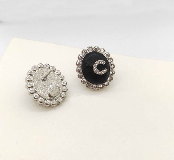 

luxury quality charm oval shape stud earring with black geuine leather have box stamp ps7151a, Golden