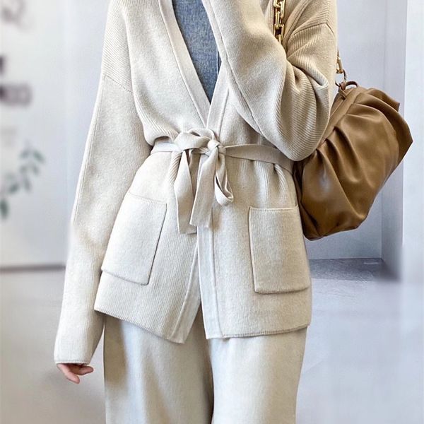 

womens two piece pants autumn winter belted v neck cardigan casual style wool blend knitted suit 220906, White