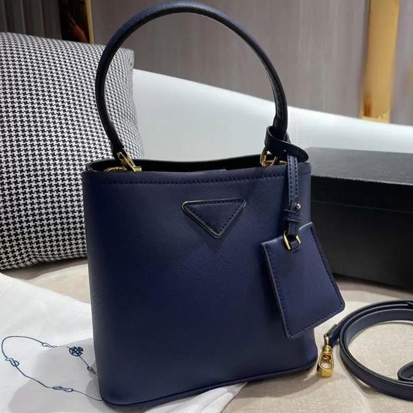 

5a genuine leather drawstring handbag women designer bucket bag trendy large capacity portable female fashion one-shoulder messenger tote ba, Black;red
