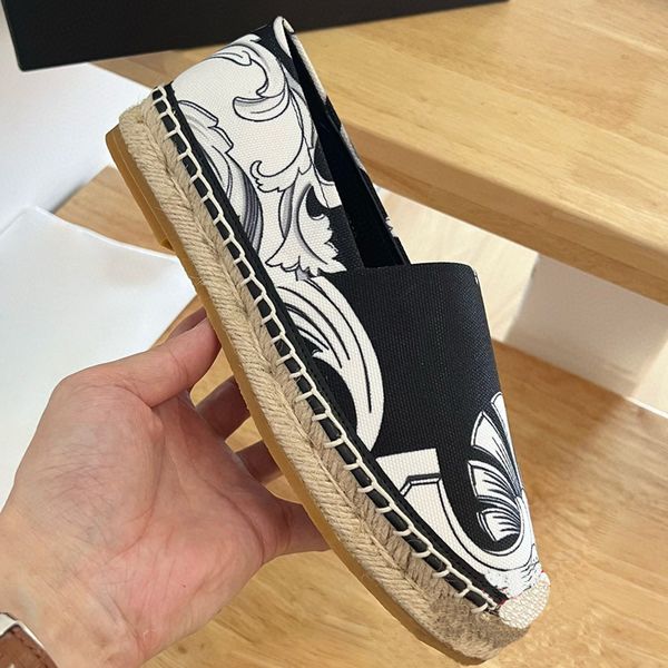 

casual shoes designer sneakers printed chain espadrilles canvas embroidered fabric black yellow chain oblique print women platform leisure s