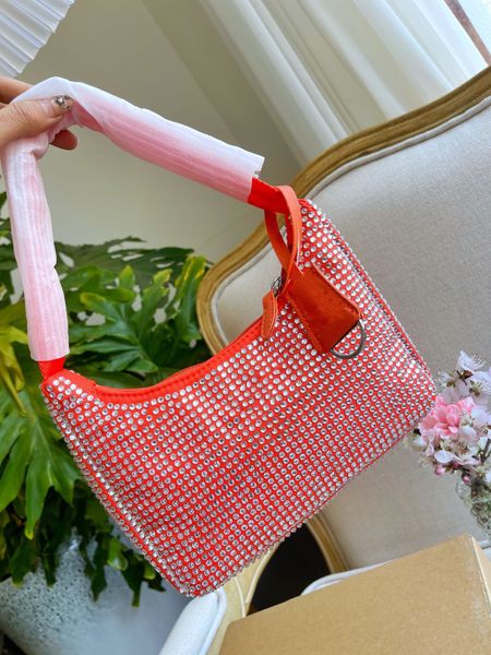 

women shoulder bags two pieces handbags travel pack cool girls crossbody bag bumbag armpit bags p-r-d