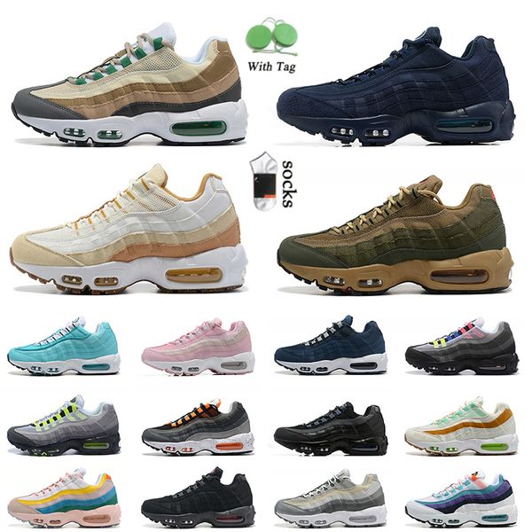 

2022 designer og 95 running shoes for mens womens with socks triple black white world speed lacing p blue muliti 95s jogging sneakers sports