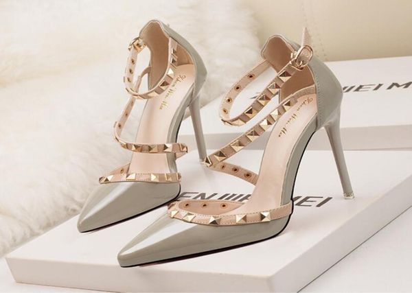 

europe and the united states nightclubs with high heels shallow mouth, Black