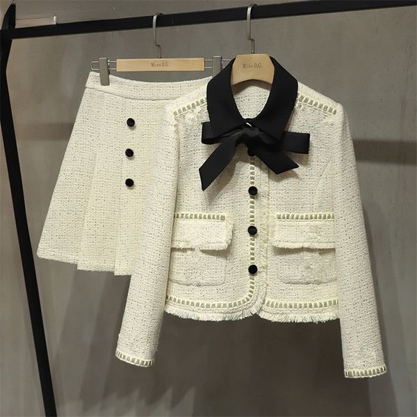 

two piece dress luxury runway tweed woolen skirt suits bow tieup pocket short jacket coat pleated mini skirt sets office lady outfit 220906, White