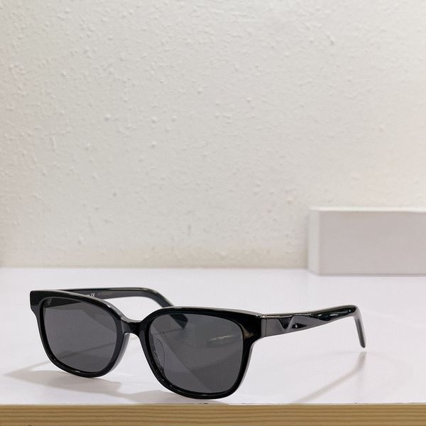 

womens sunglasses for women men sun glasses mens 04 fashion style protects eyes uv400 lens with random box, White;black