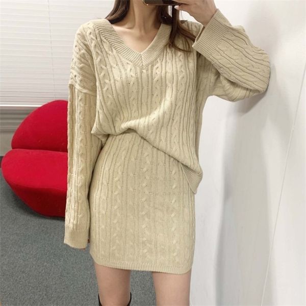 

two piece dress autumn winter twist knitted skirt suits female vneck loose pullover sweater bodycon mini skirts sets korean style 220906, White