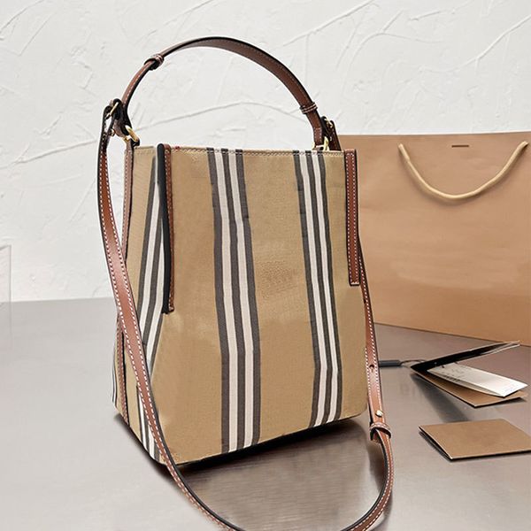 

burberys bag tote designer bags the totes designers women shoulder crossbody leather luxury handbags large capacity backpack classic luxurys