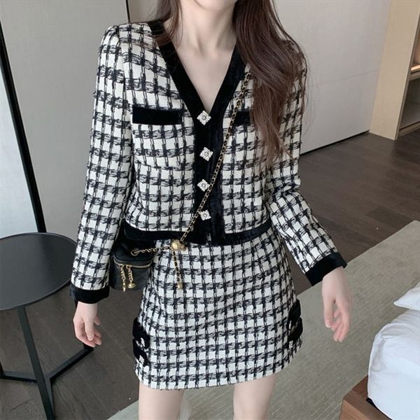

two piece dress autumn plaid knitted set women patchwork vneck long sleeve cardigans mini skirts suit female vintage korean 220906, White
