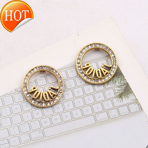 

new d1 home dijia earrings geometric letters fashion simple pearl earrings net red star same factory direct sale, Golden