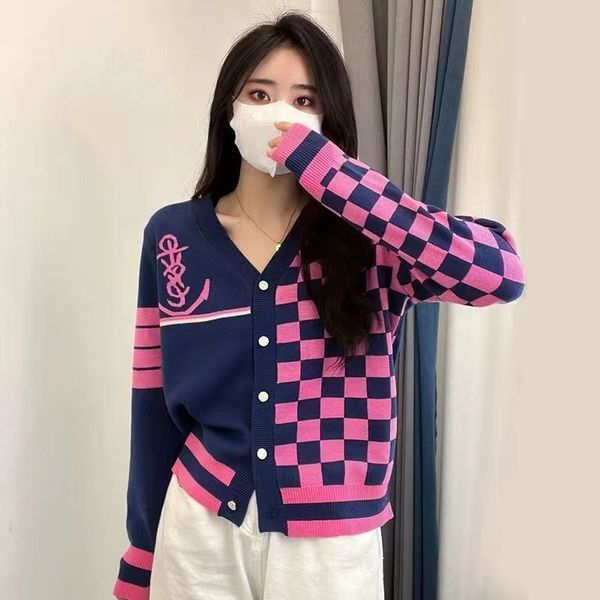 

cd001 korean new spring ggity sweater women oversized knitted cardigan wave jackets checkerboard autumn wave double letter v-neck long sleev, White;black