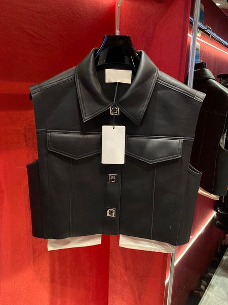 

luxury fashion leather women's two piece pants black sleeveless loose label elasticity waist pocket shorts, White